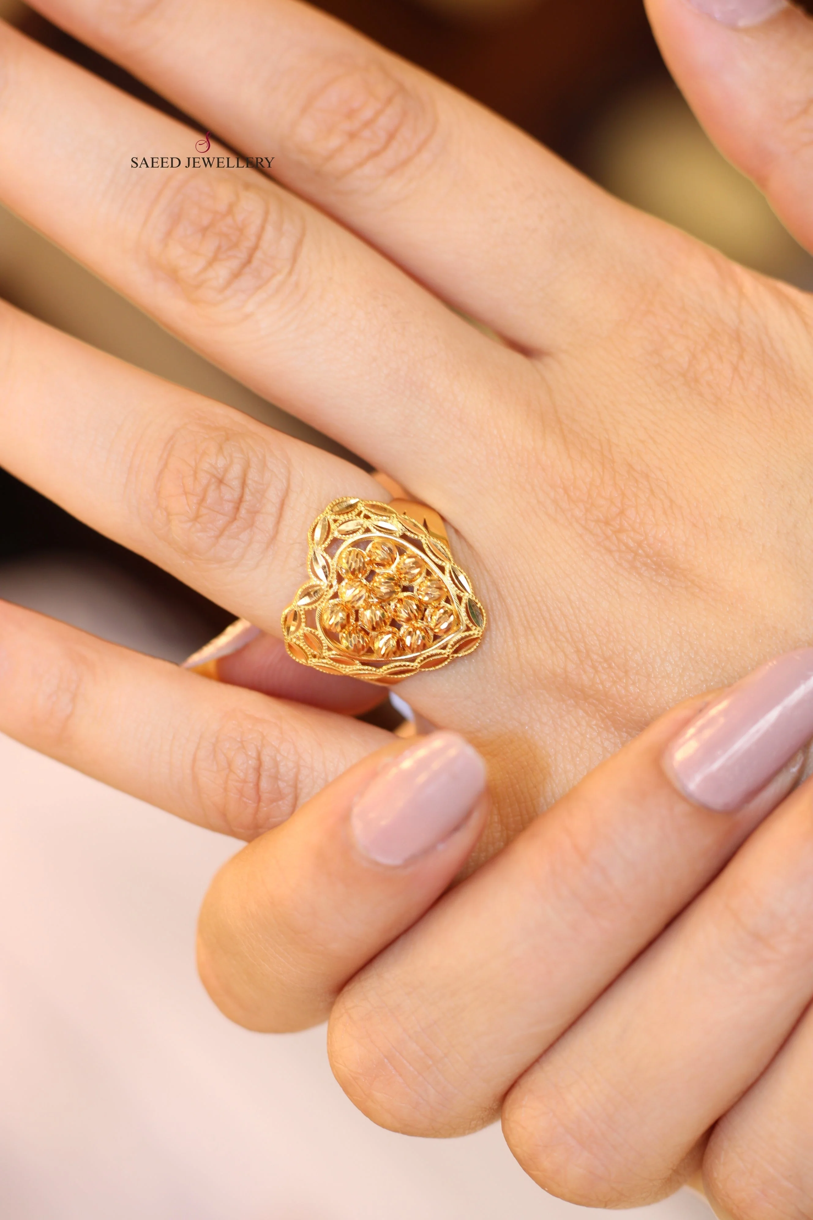 Four Pieces Turkish Fancy Set - Image 9