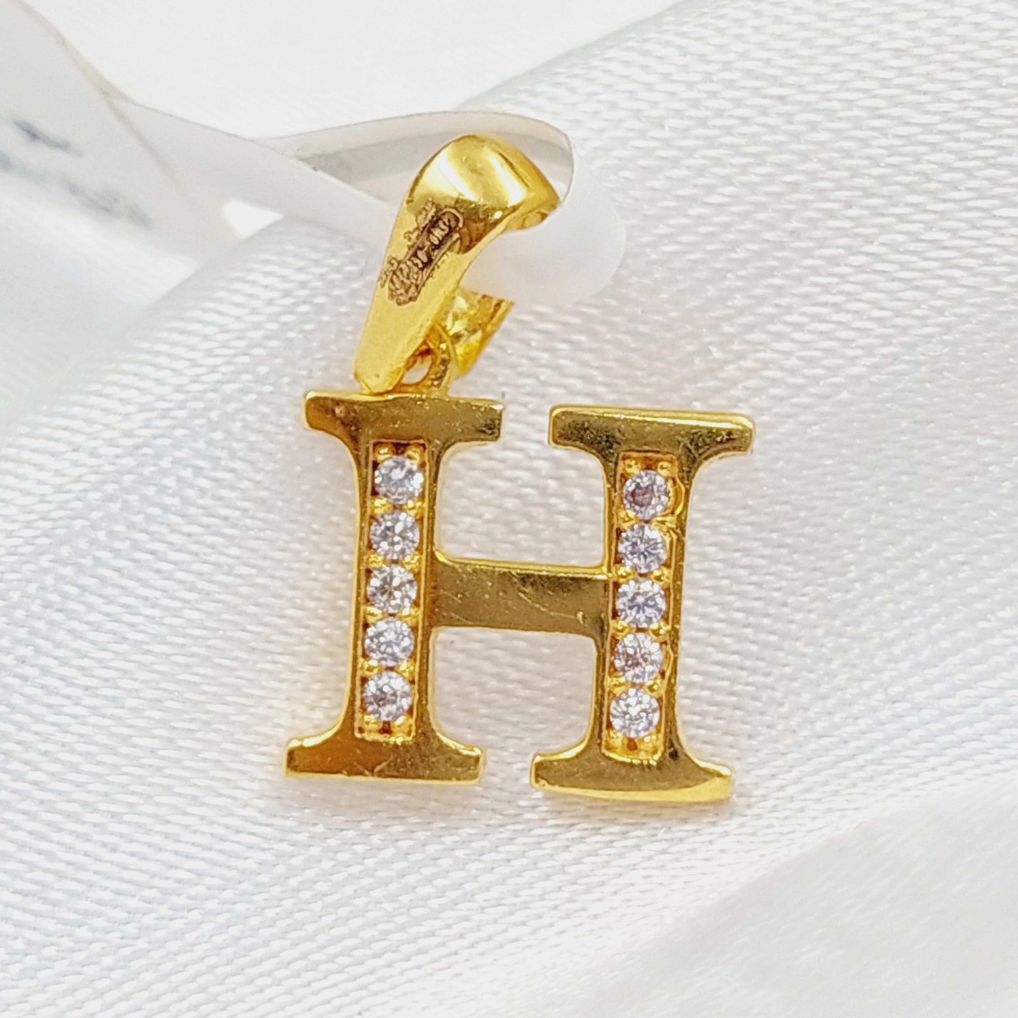 Letter H Pendant - Image 7