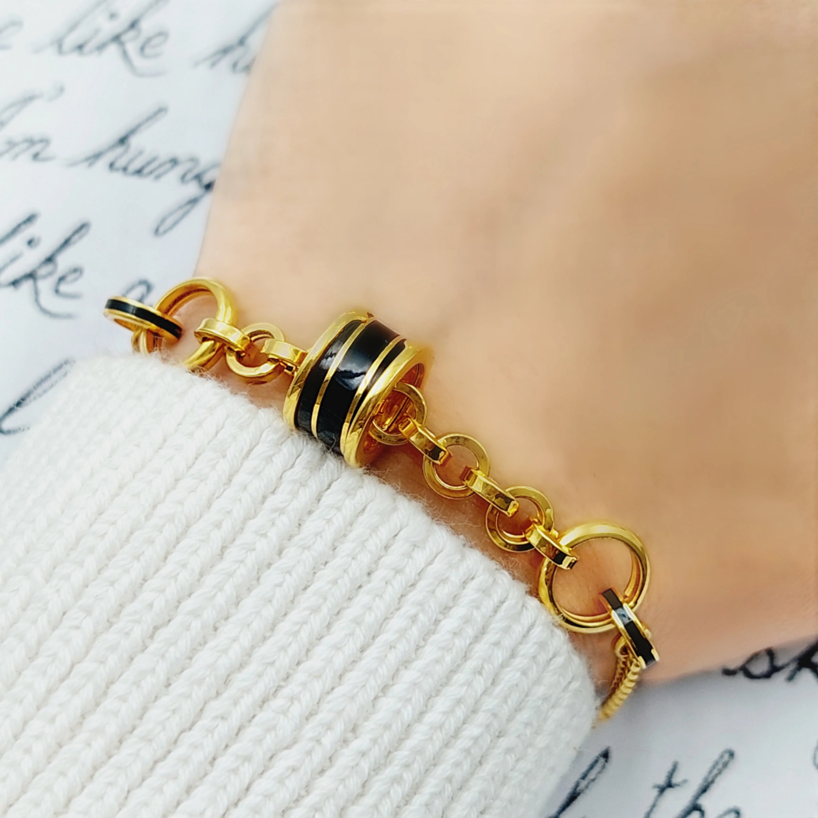 Two Pieces Enameled Set - Image 6