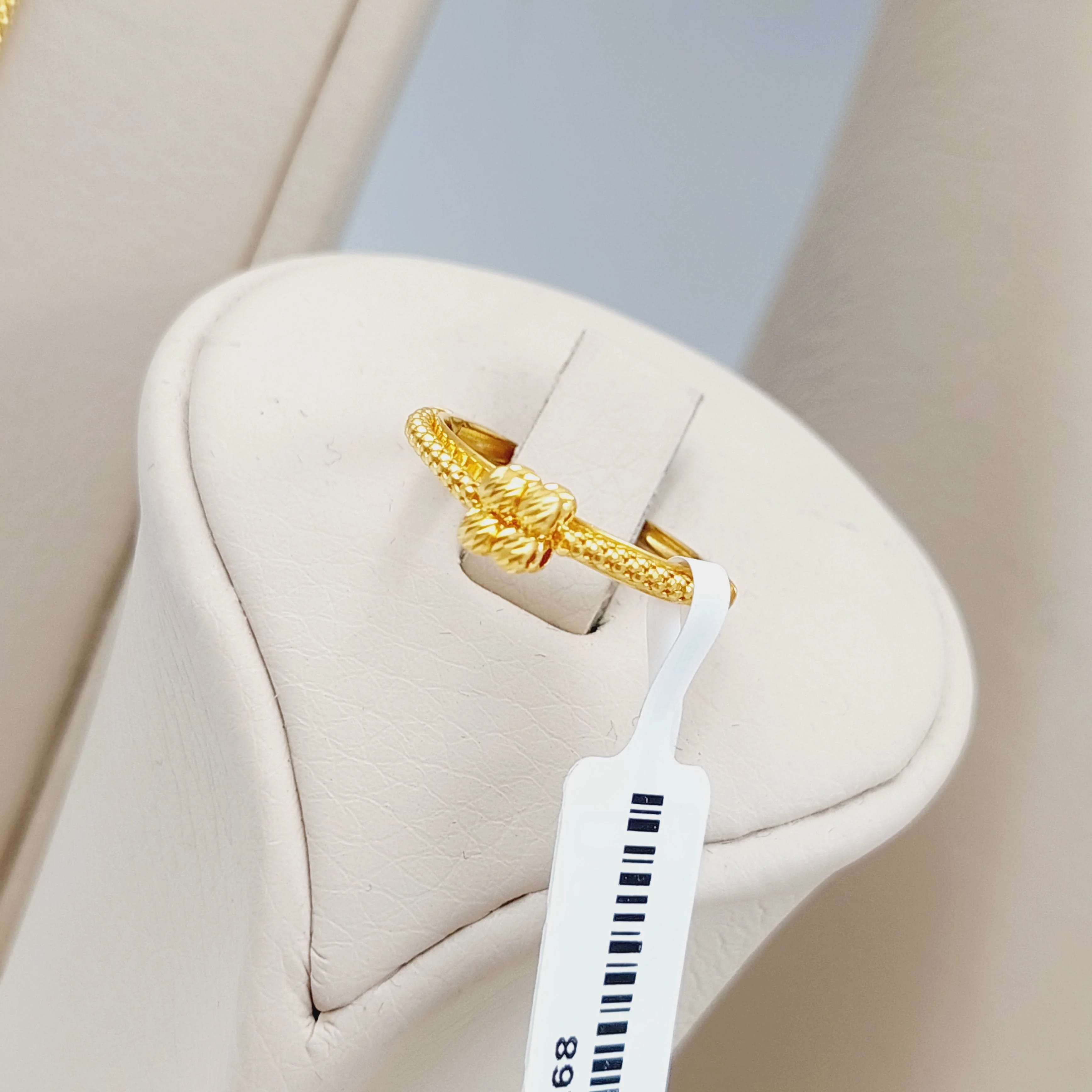 Four Pieces Fancy Set - Image 5